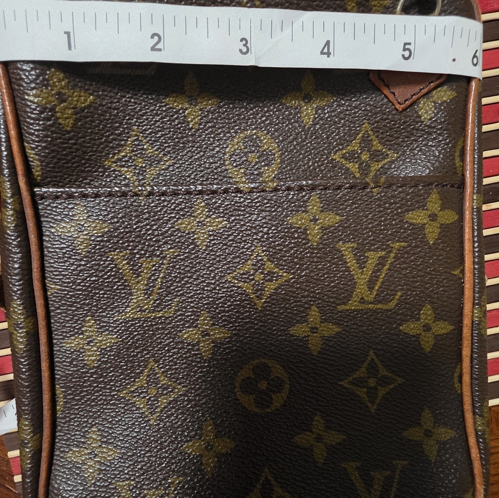 Authentic Louis Vuitton Brown Crossbody Bag From JAPAN - Picture 12 of 12